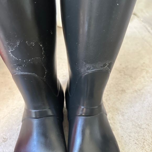 Hunter Classic Black Tall Boots - Picture 5 of 9